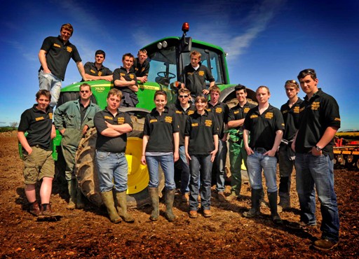 Copy of MuckSpread1 John Deere And Ag Council Partners Again For National Ag Day