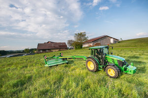 U.S. farms are expected to reach their highest net farm income total in 40 years 