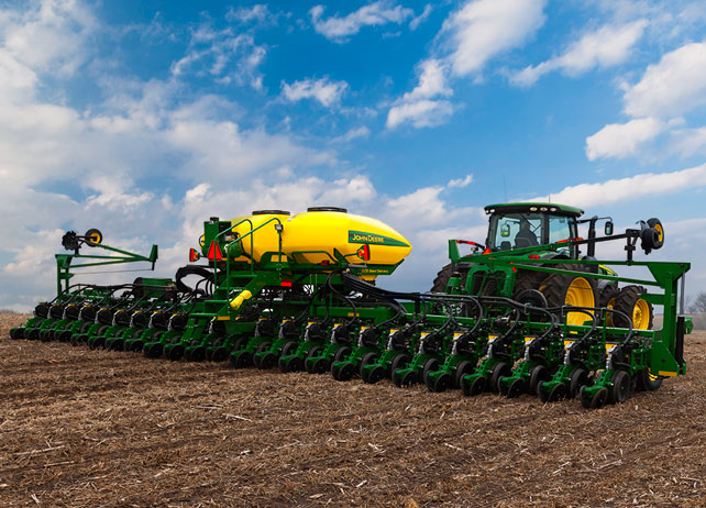 Image Gallery: John Deere Planting and Seeding Equipment in Action