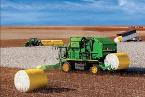 Several of the CS690 Cotton Stripper's features are designed to meet the challenges that fall weather's unpredictability often presents. 