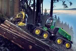 The eight-wheeled option of the 1270E Harvester adds stability and climbing ability. 