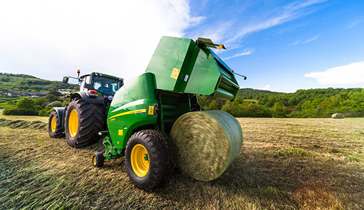 John Deere tractor baler automation2 The Future of Hay Farming: John Deere Tractor Baler Automation