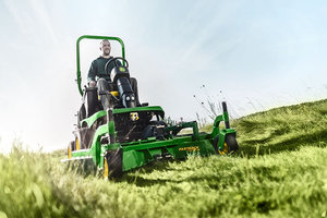 John Deere's 7400A TerrainCut Trim and Surrounds Mower and 8800A TerrainCut Rough Mower were recognized at the AE50 Awards for their innovative designs.
