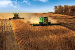 Technologies to be highlighted at Agritechnica 2015 include the John Deere Active Yield, John Deere Integrated Combine Adjustment2, and John Deere Active Fill Control Sync.