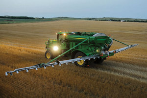 Operators can apply nutrients across a 70-foot area at up to 30 mph with the new AB485. 