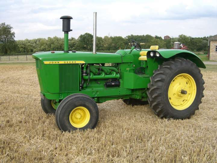 Tractors Of The Past: John Deere 5010