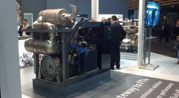 John Deere Engines
