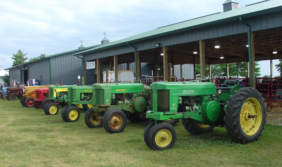 Tennessee Tractor Show Appealing to All Ages