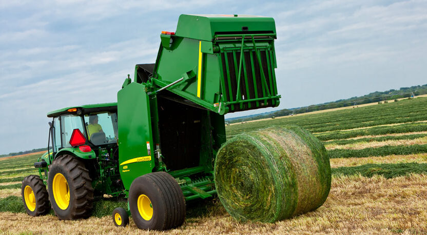 Exploring The John Deere 900 Series Round Balers 