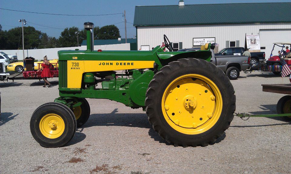 John Deere 730 tractor