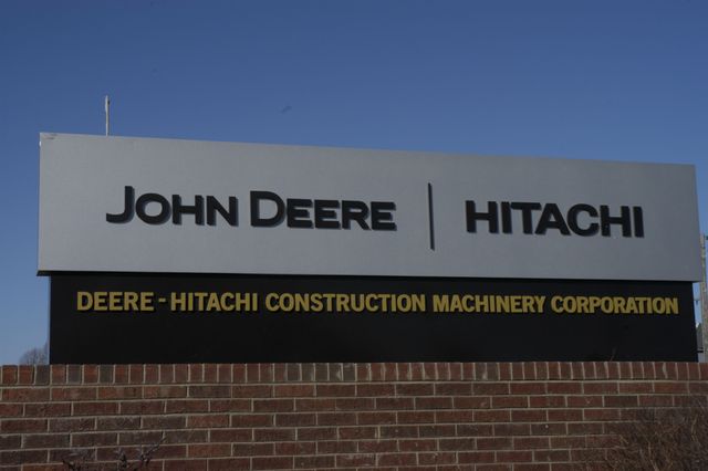 John Deere Hitachi