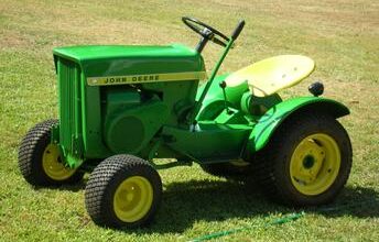 John Deere 112 tractor
