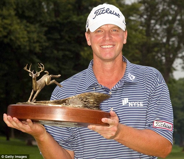 Steve Stricker with JD Classic Trophy 