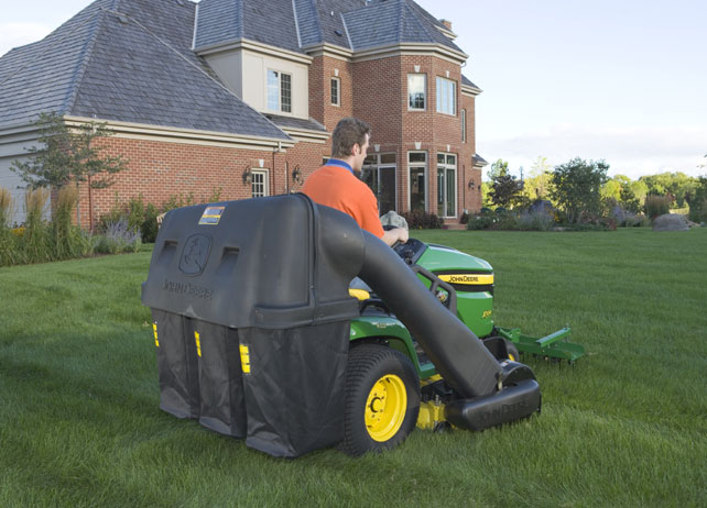 John deere lawn mower bagger online attachment