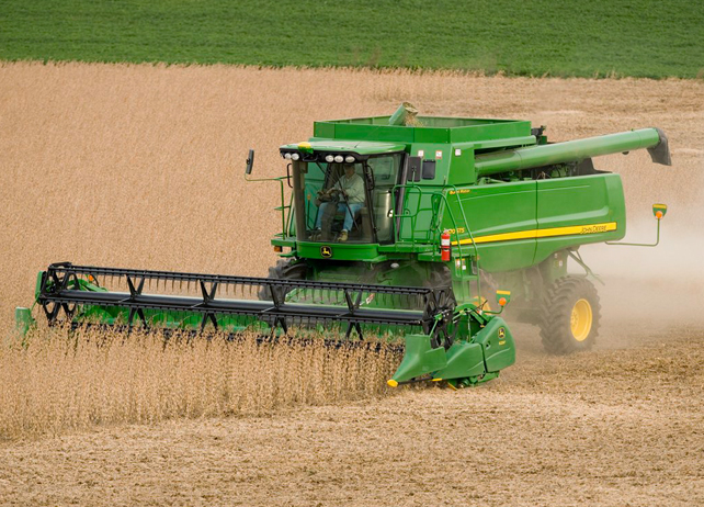 A Brief Look at John Deere Combine History: 86 Years of Evolution