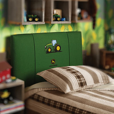 6 Items To Create The Ultimate John Deere Room For Kids