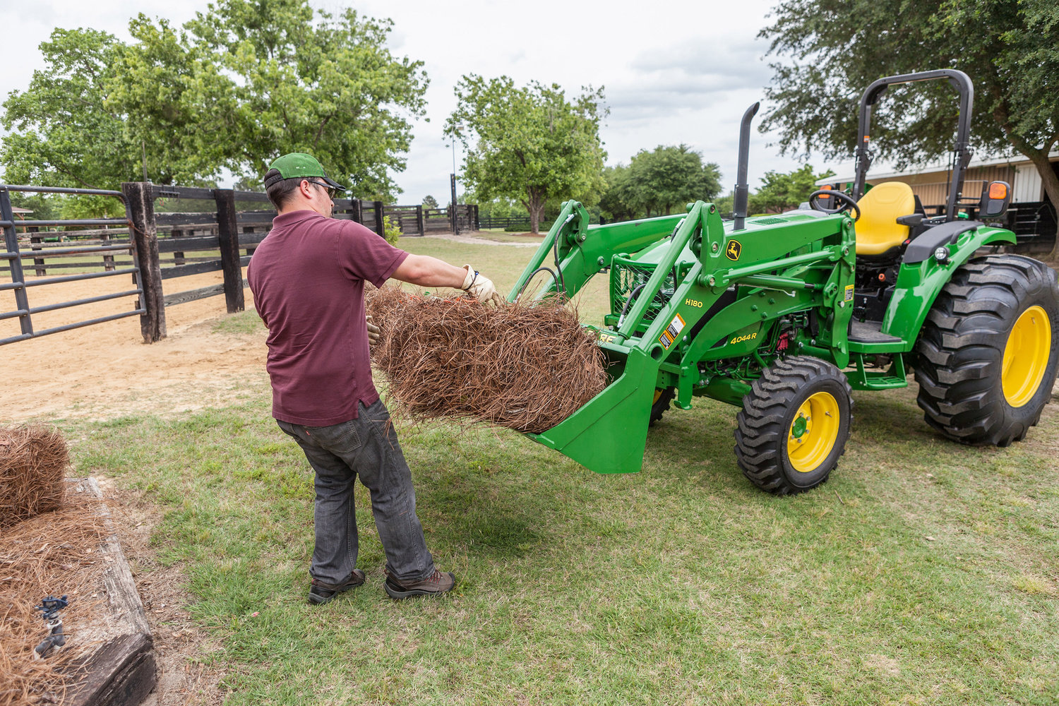 An Introduction to John Deere's 4M and 4R Compact Utility Tractors