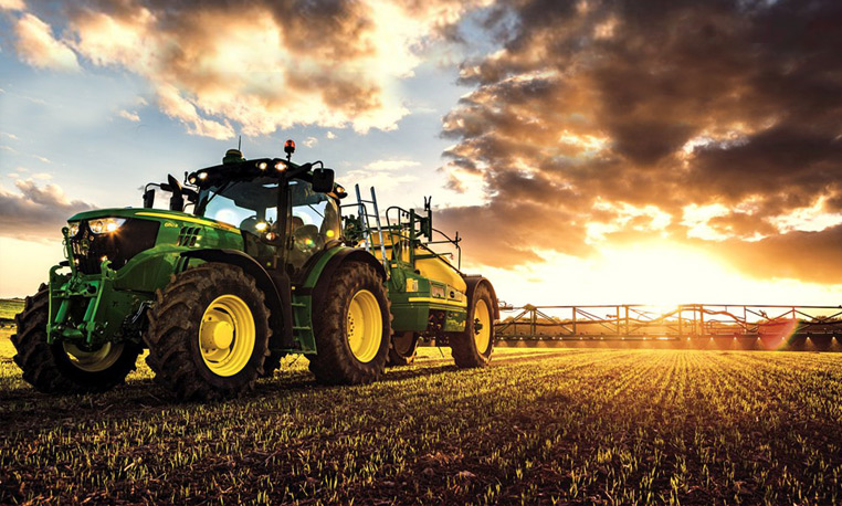 Image Gallery: 25 John Deere Sprayer Pictures to Promote Field Health