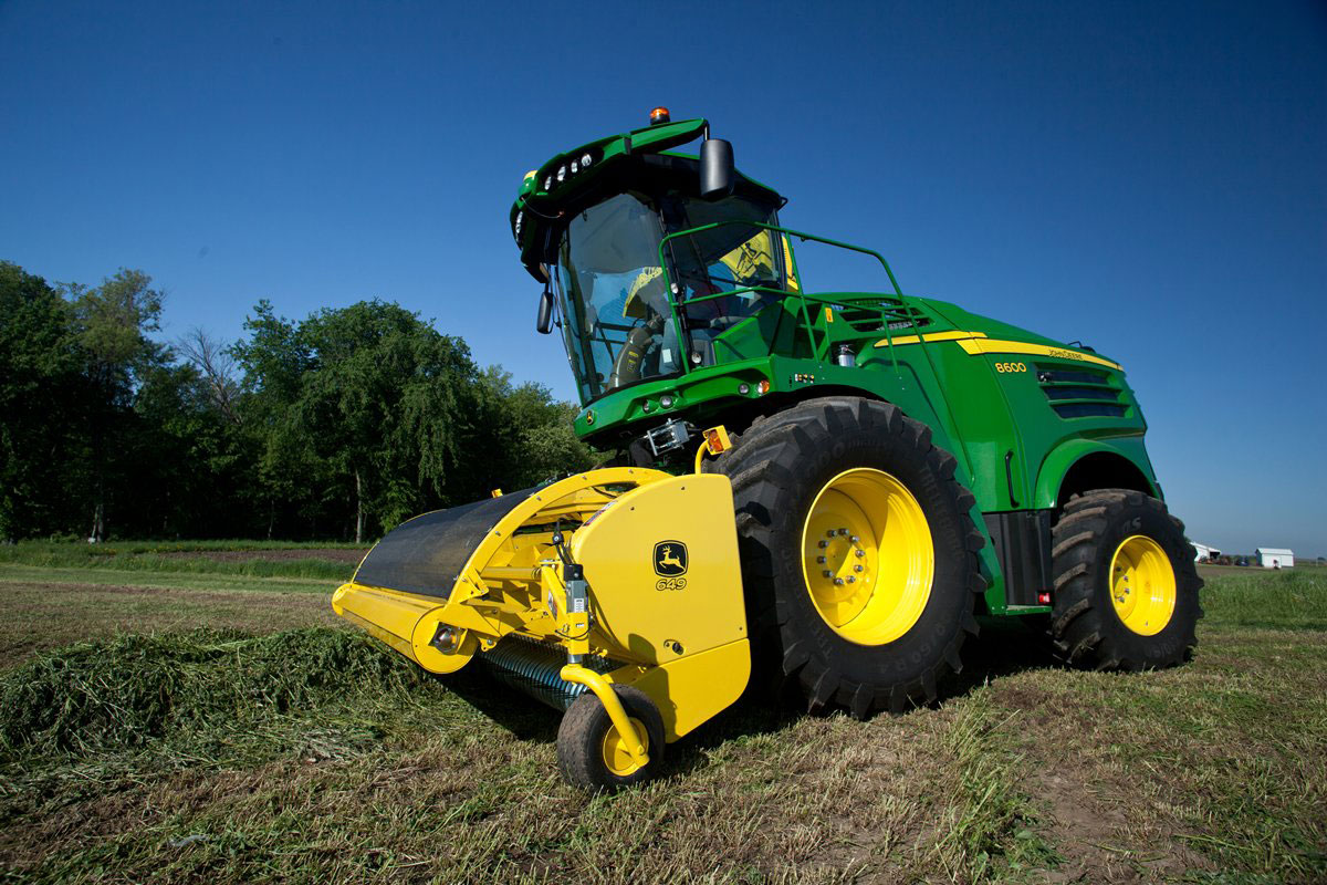 8000 Forage Harvesters