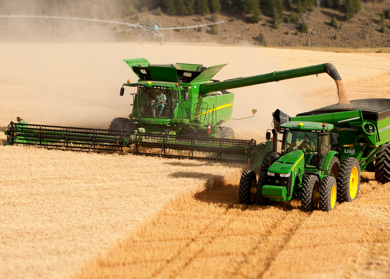 combines-in-field