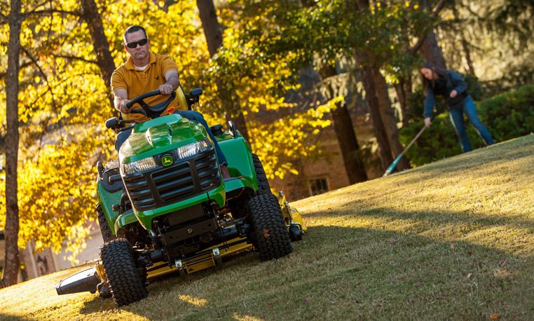 John Deere X758 Cleanup