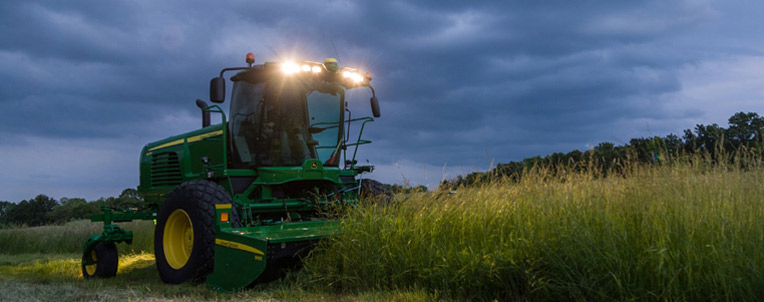 John Deere Windrower