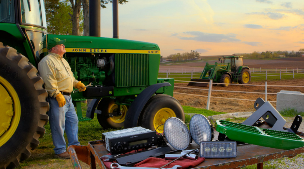 Old Tractor Main