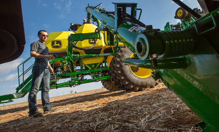 john-deere-planting