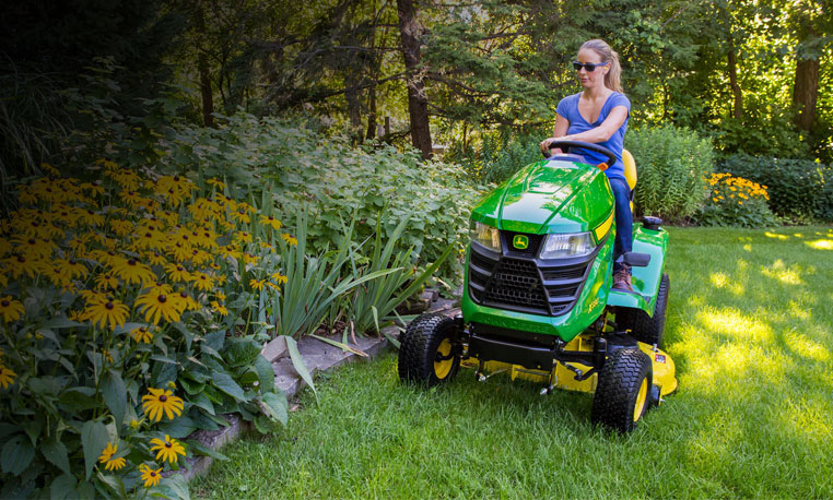 What to Expect When Mowing with the John Deere X330