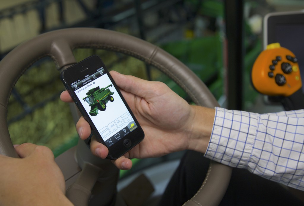 Crop Harvesting: 6 John Deere Apps to Simplify the Process