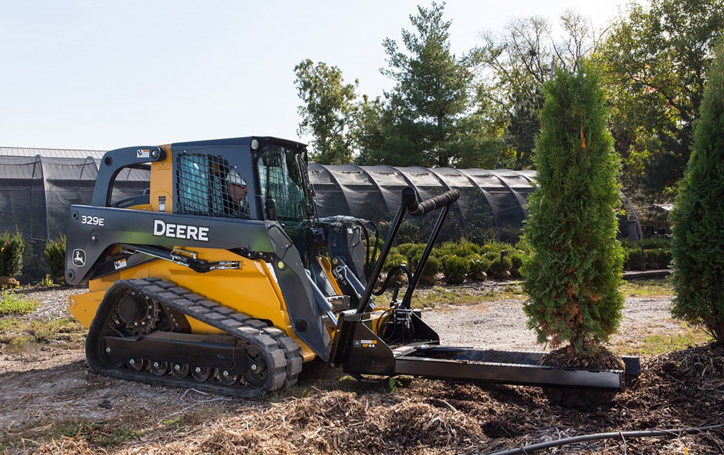 Mahindra Tree Puller