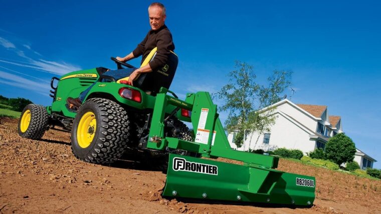 John Deere Frontier RB2060L rear grader blade attached to lawn tractor