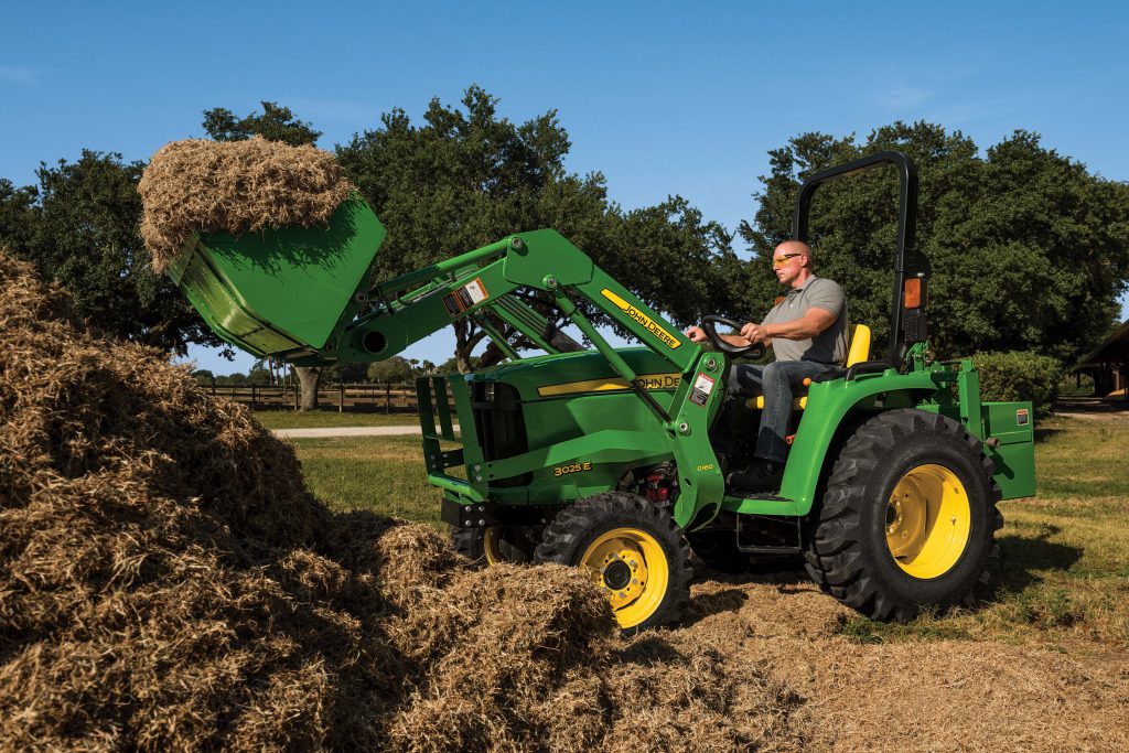 John Deere 3025E