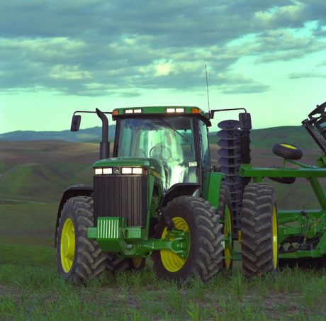 John Deere 8000 Tractor