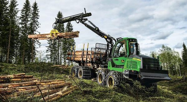 Enjoying Enhanced Drivability With John Deere Forwarders