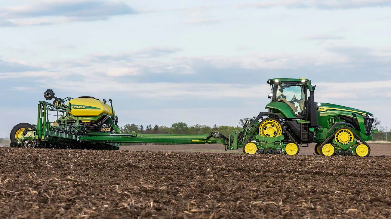 John Deere Electronic Variable Transmission: What Is It? | MachineFinder