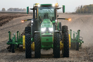 The fully autonomous tractor has 360-degree cameras, artificial intelligence (AI), sensors, and GPU processors that operate at an ultra-fast speed to move through fields without requiring an operator. 