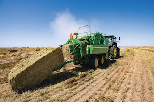 By leveraging the new Bale Documentation technology, agricultural producers will have insight into the weight and moisture of their bales. 