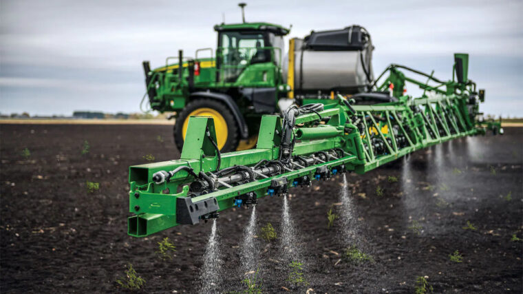 The John Deere 408R Self-Propelled Sprayer