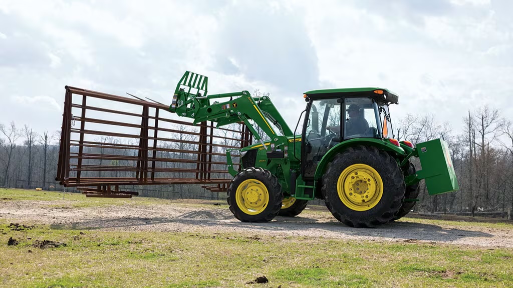 5E Series John Deere Tractor in a field